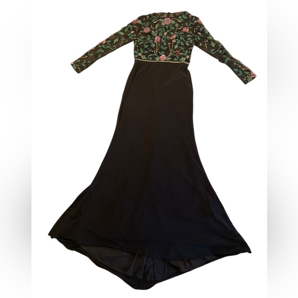 MAC DUGGAL Dress Size 4 Evening Gown Black Illusion Long Sleeve Floral Embroider - Picture 8 of 10